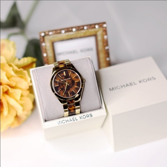 Michael Kors Tortoise Gold-tone Acetate Watch - Picture 6 of 6